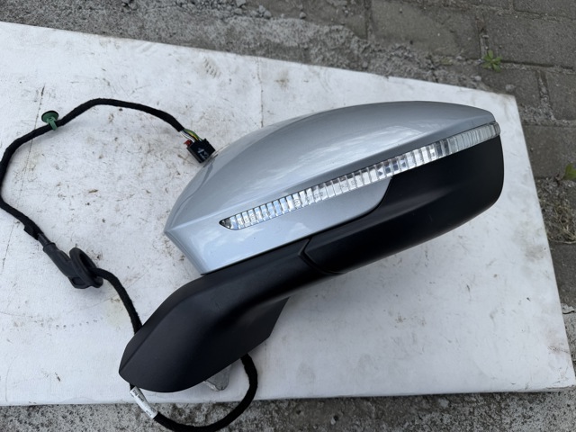 Зеркало левое 11B857507AH9B9 VAG