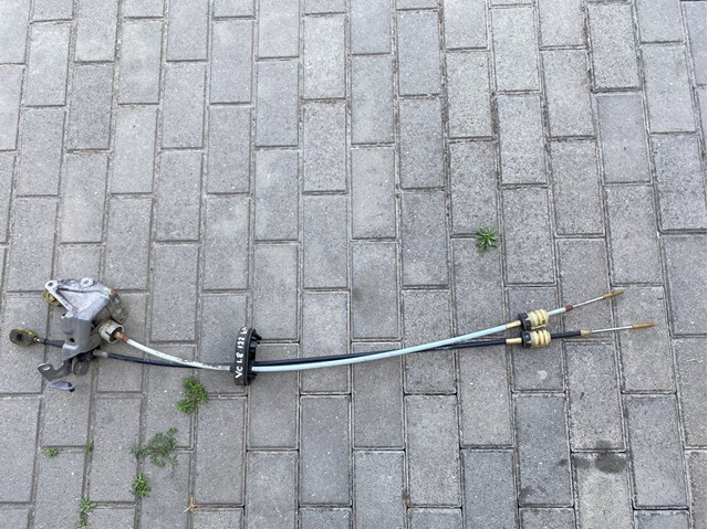 Трос коробки передач 24424785 OPEL