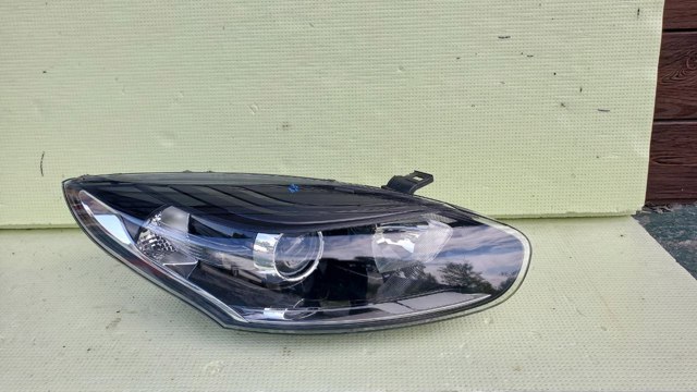 Правая блок фара 260103761R RENAULT