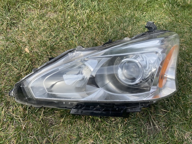 Вставка фары левой 260603TA0A NISSAN
