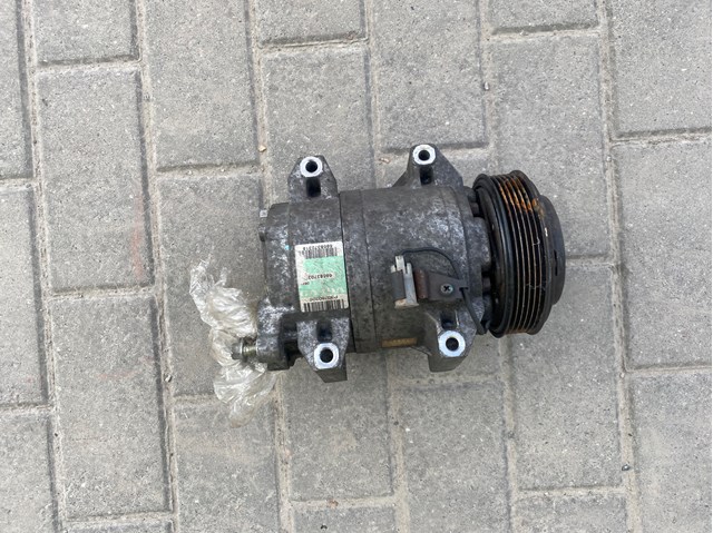 Компрессор климатической установки 30780326 VOLVO
