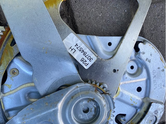 30784574 VOLVO Стеклоподъемник передней левой двери купить в Николаев