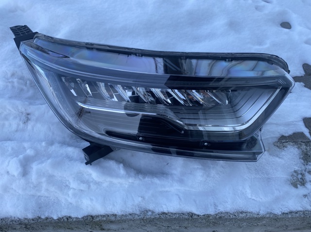 33100TLAD01 HONDA Фара правая купить в Ирпень