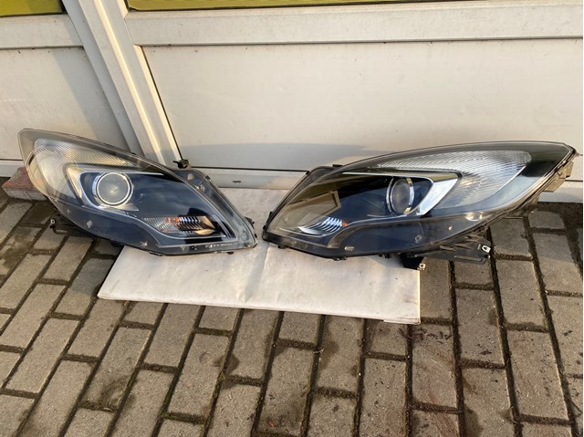 Блок фара левая Opel Zafira 100