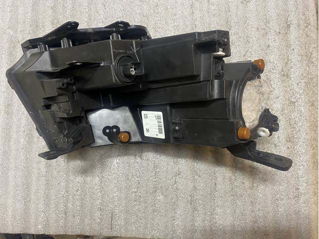 55112717AE CHRYSLER Фара левая купить в Хмельницкий