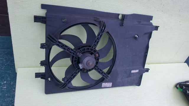 Электровентилятор охлаждения в сборе 55702186 GM