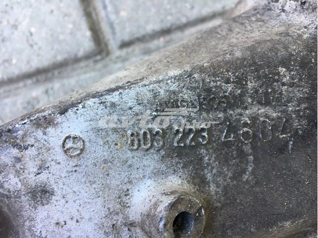 6032234604 Кронштейн подушки (опоры) двигателя правой купить Хмельницкий