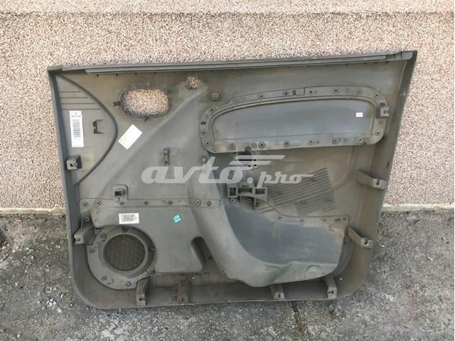 809017750R RENAULT Обшивка (облицовка) внутренняя двери передней левой купить в Каменское