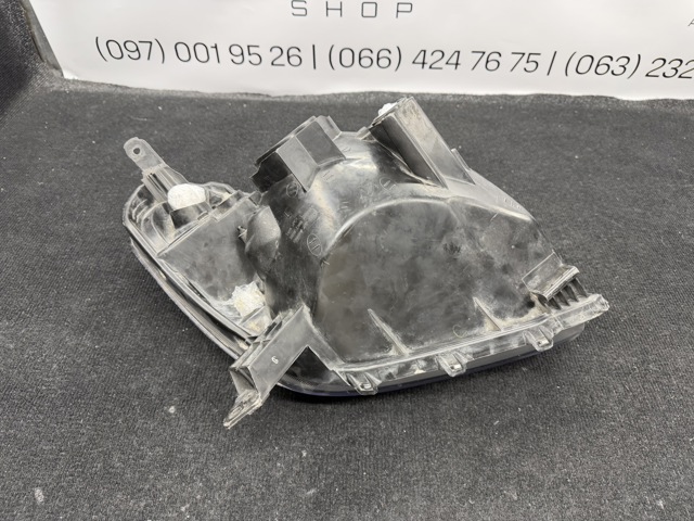 TOYOTA 8110642270 Фара левая в наличии Ровно