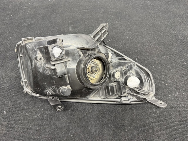 8110642270 Фара левая купить Чернигов