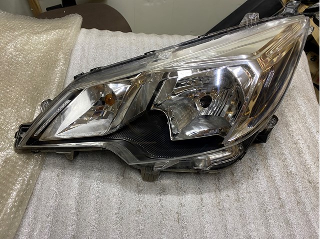 MITSUBISHI 8301D445 Фара левая в наличии Киев