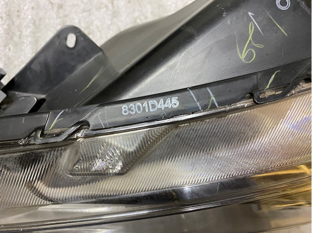 8301D445 MITSUBISHI Фара левая купить в Одесса