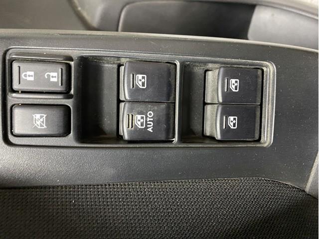 Кнопки переднего левого стеклоподъёмника 83071SG040 SUBARU