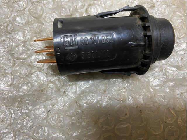 GM 90181853 Кнопка аварийки в наличии Сумы