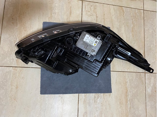 92101A2260 HYUNDAI Левая фара купить в Ужгород