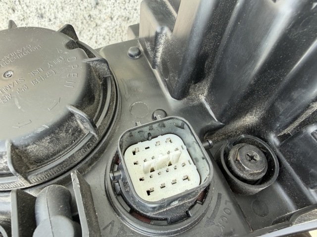 92101GI110 HYUNDAI Фара левая купить в Украина