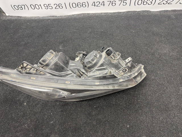 HYUNDAI 921021H070 Правая фара в наличии Черновцы