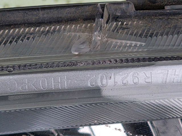 HYUNDAI 921024H020 Правая фара в наличии Павлоград