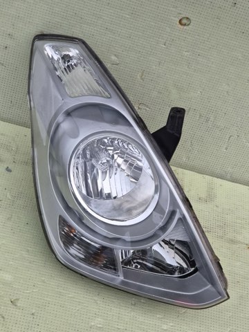 Вставка фары правой 921024H020 HYUNDAI