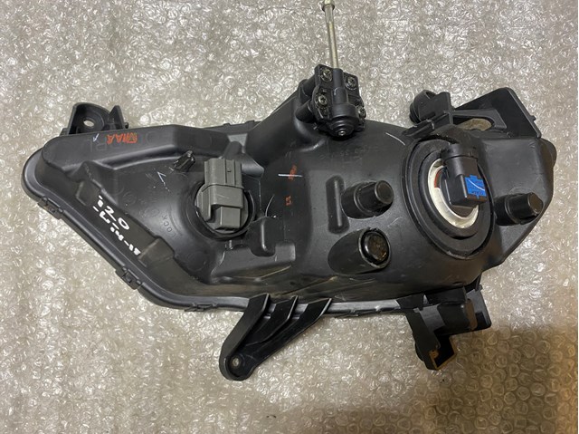 92201C8200 HYUNDAI Фара противотуманная левая купить в Киев