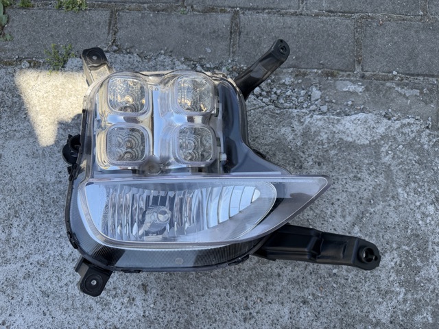 Противотуманка правая 92204A2950 HYUNDAI