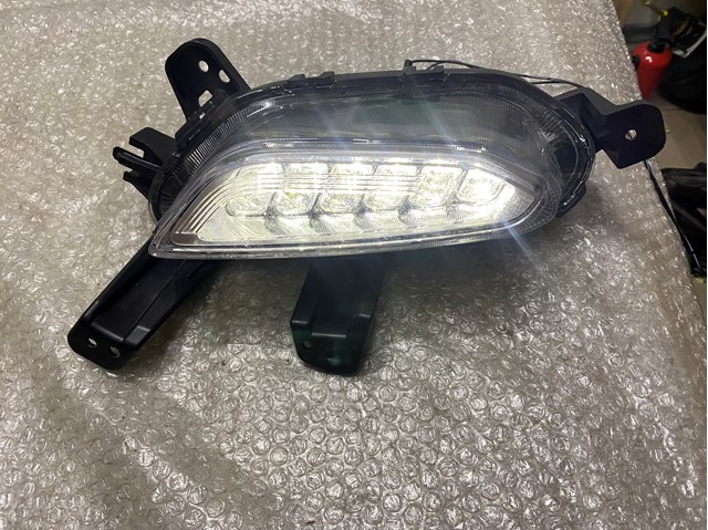 Туманка правая 92208G4100 HYUNDAI