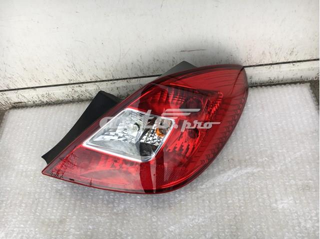 Задний правый стоп Opel Corsa 500