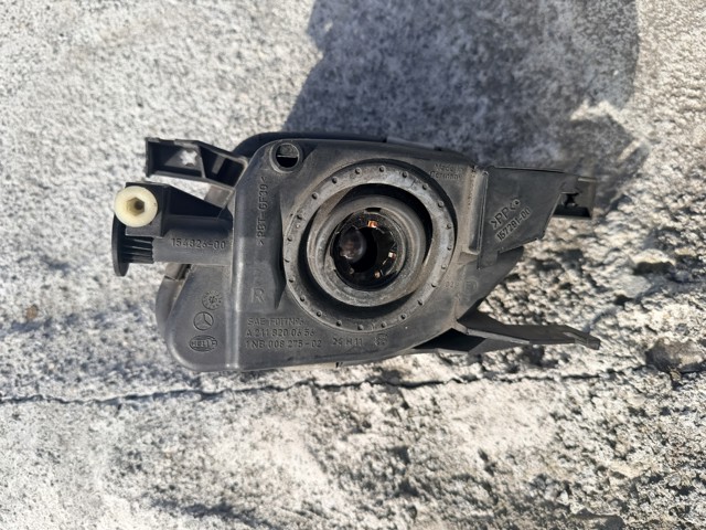 A2118200656 MERCEDES Фара противотуманная правая купить в Ужгород