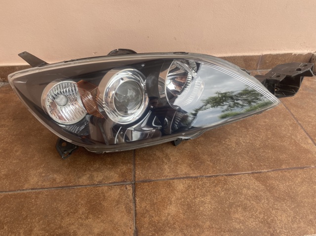 MAZDA BP4K510K0D Фара правая в наличии Черкассы