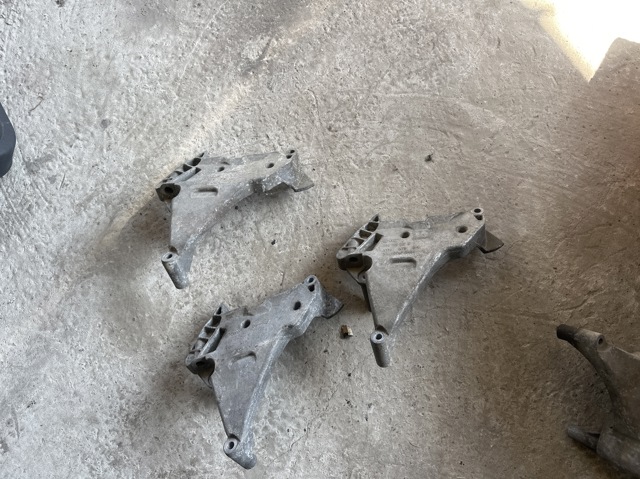 Задняя подушка двигателя 03G199207E VAG