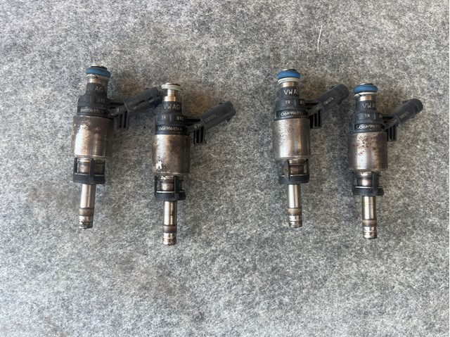 Клапанная форсунка Volkswagen Passat B7