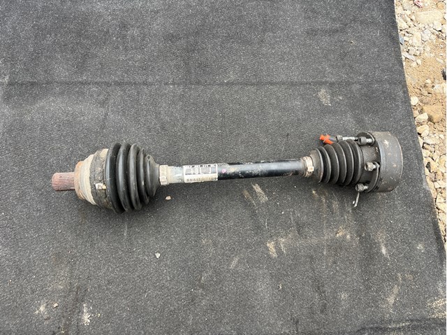 Полуось передняя левая Skoda SuperB II