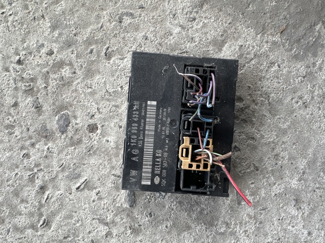 Блок управления центральным замком 1K0959433AH VAG