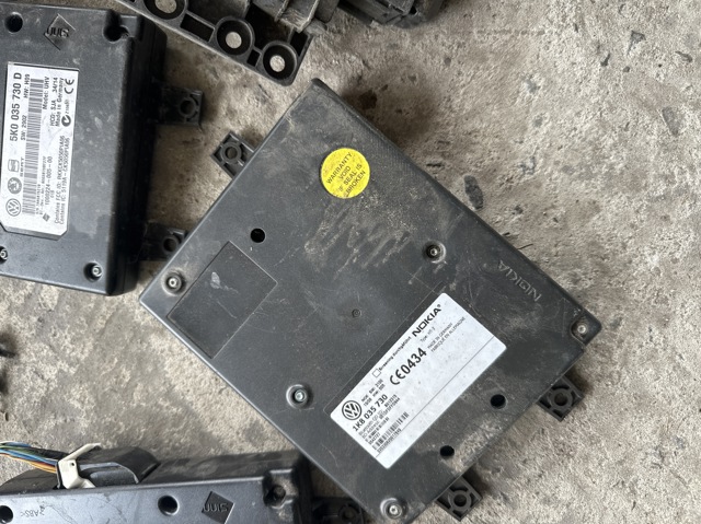 Блок управление Bluetooth 1K8035730 VAG