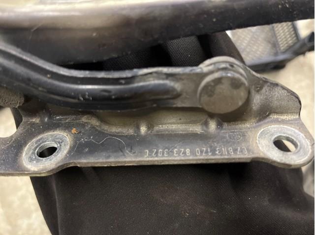 VAG 1Z0823302C Петля капота правая в наличии Черкассы