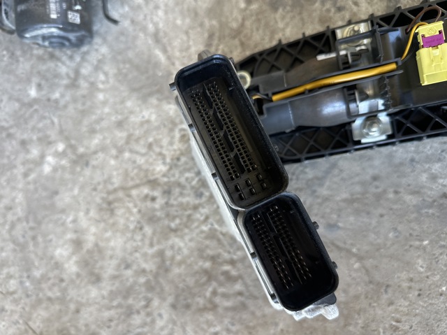 1Z0907115C VAG Блок управления двигателем купить в Ужгород