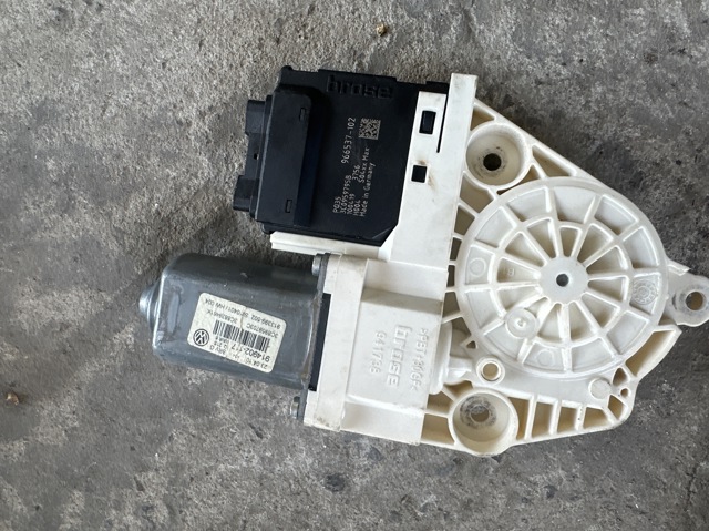 VAG 3C0959795B в наличии Житомир