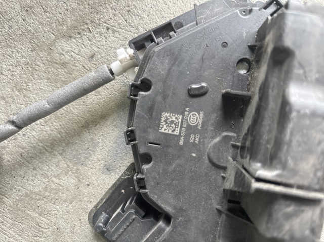 5TB837016A VAG Замок двери передней правой купить в Черкассы
