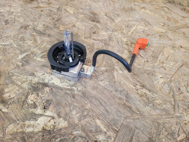 Биксенон 0903110500 TESLA