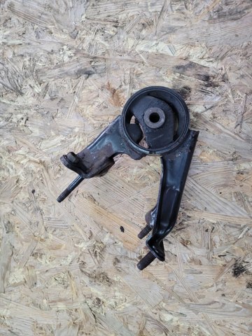 Подушка двигателя 123710G010 TOYOTA