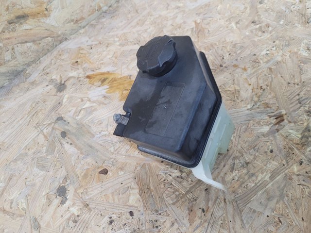 254311G000 HYUNDAI Бачок системы охлаждения купить в Черкассы