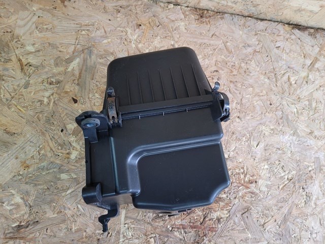 HYUNDAI 281102H000 Корпус воздушного фильтра в наличии Киев