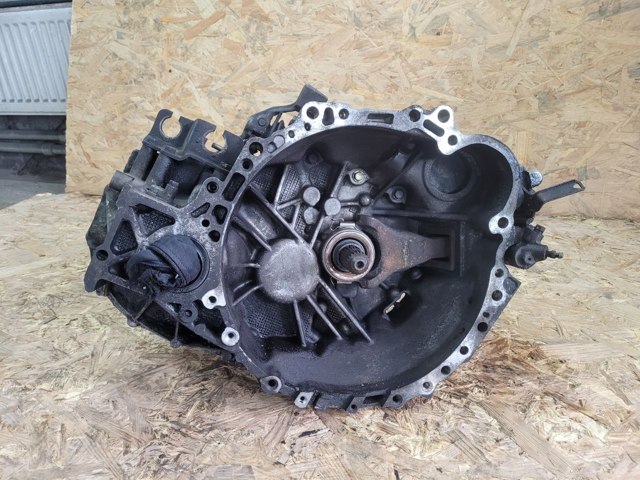 КПП 303002D110 TOYOTA
