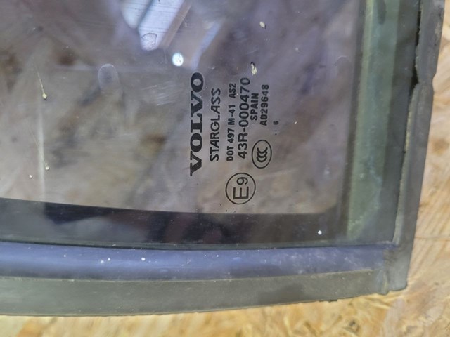 VOLVO 30799287 Стекло-форточка двери задней правой в наличии Кривой Рог
