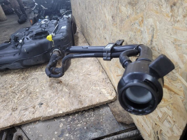 310302P900 HYUNDAI Горловина топливного бака купить в Украина