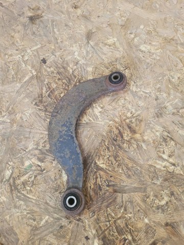 Балансир задний верхний 31277305 VOLVO