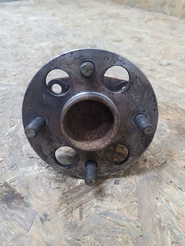 Ступицы задних колес 424500D050 TOYOTA