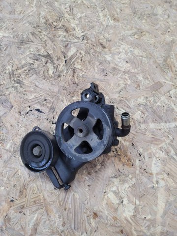 Насос гидроусилителя механизма рулевого управления 4431005100 TOYOTA