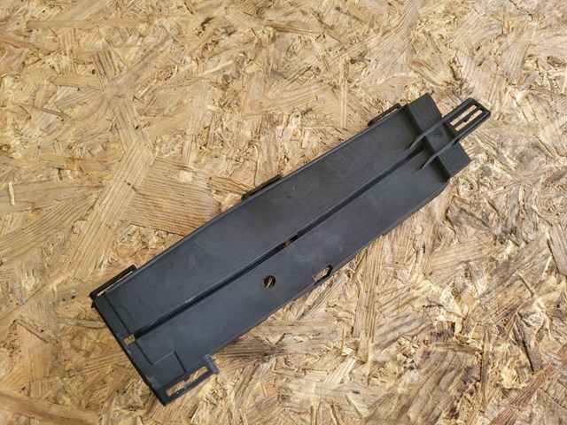 51117385263 Решетка бампера переднего внутренняя левая купить Каменское