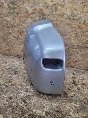 Клык заднего бампера правый 5216142902 TOYOTA